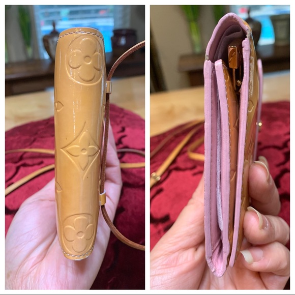 Louis Vuitton Walker Wallet - Picture 7 of 13